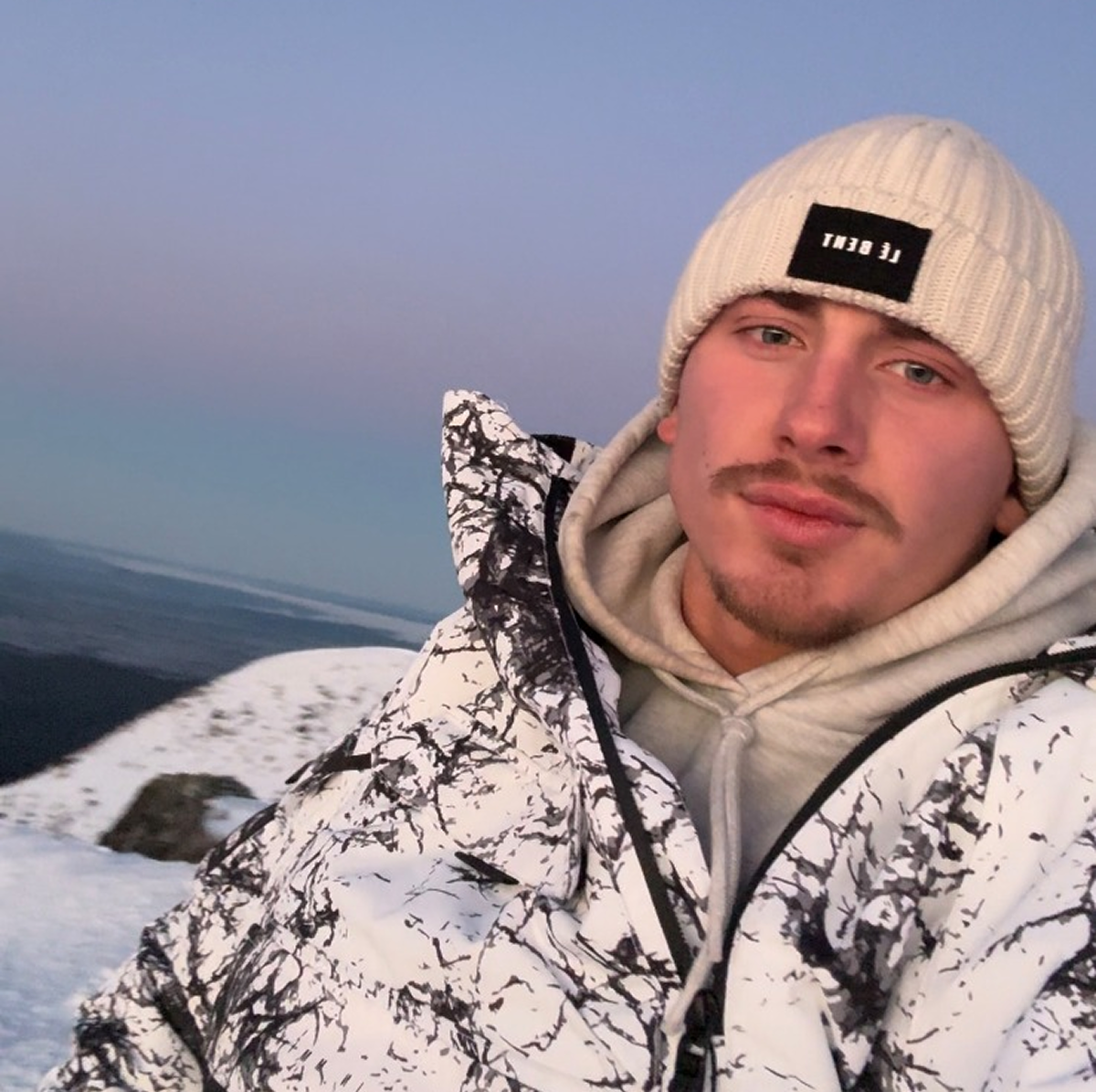 WhatsApp Image 2025-03-07 at 09.16.09 1-1